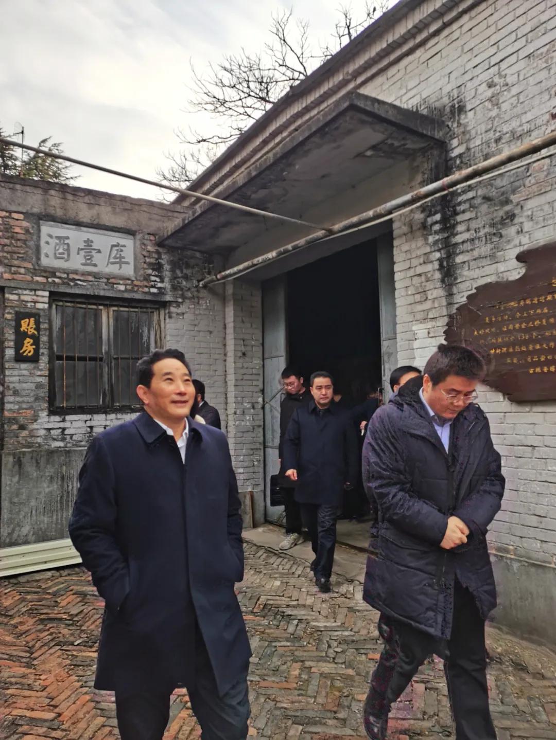 三秦大地，历史与现代的交融画卷